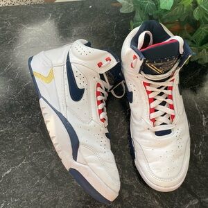 Nike Air Flight Mid size 9.5